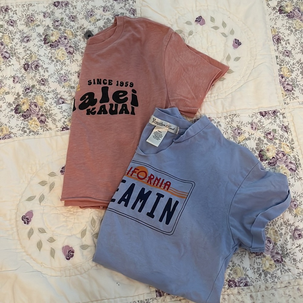 bundle! California dreaming blue and Hanalei Kauai pink top